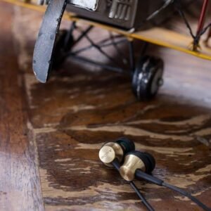 Sony MDREX650APT.CE7 Earphones with Brass Housing, Smartphone Mic and Control - Gold/black